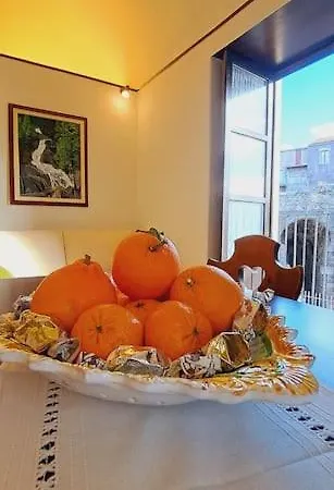 Odeonhouse - - Parking Included Apartment