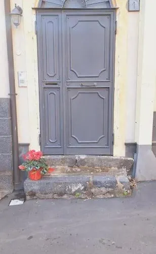 Odeonhouse - - Parking Included * Katanya