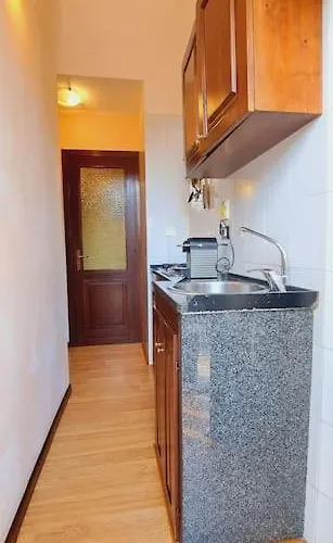 Odeonhouse - - Parking Included Katanya