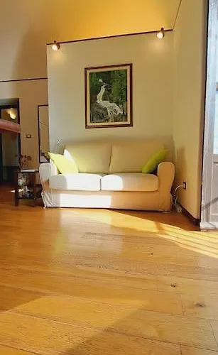 Odeonhouse - - Parking Included Daire *