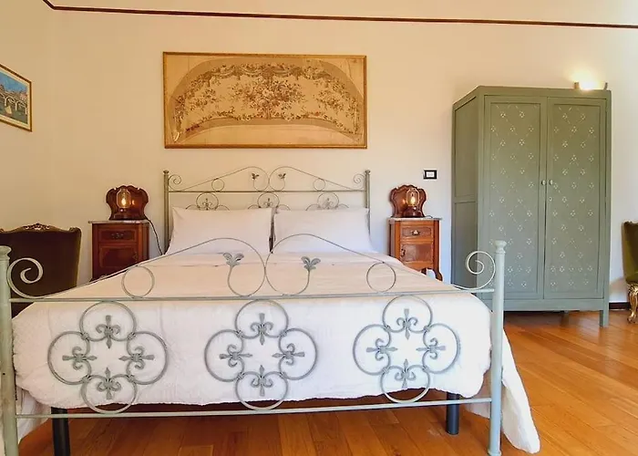 Odeonhouse - - Parking Included Daire Katanya